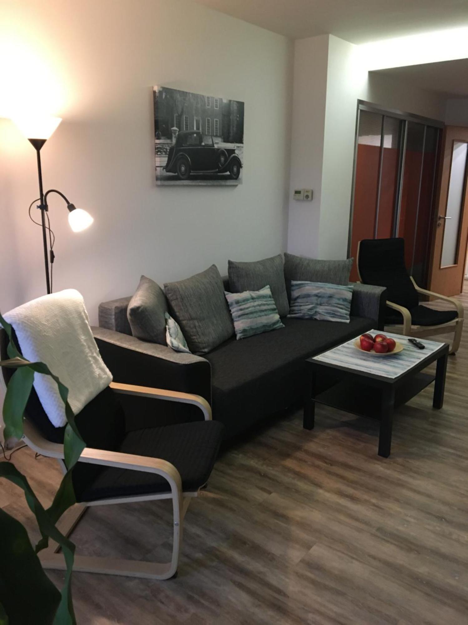 Apartment V Centru Mesta *